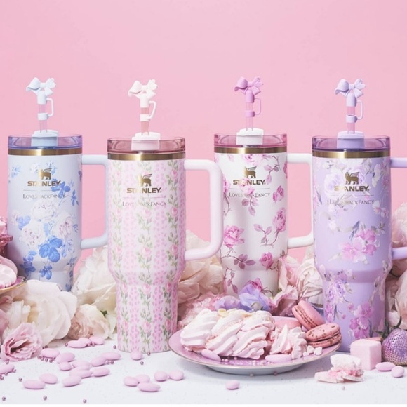 The Stanley X LoveShackFancy Quencher | 40 Oz - Picture 4 of 9